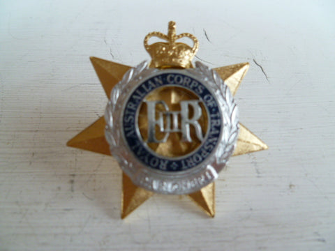 AUSTRALIA 1965 on c/b type transport blue ord corp cap badge w/m