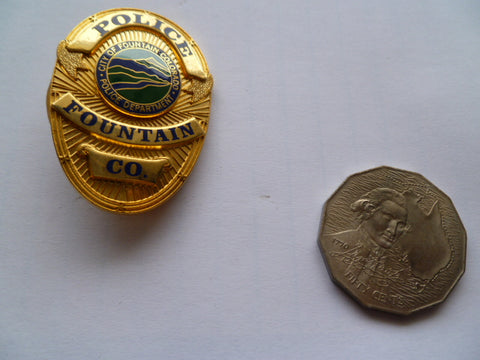 USA fountain police colorado badge 2 c/bs on back