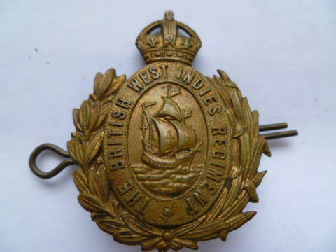BRITISH WEST INDIES REGT cap badge WWII m/m
