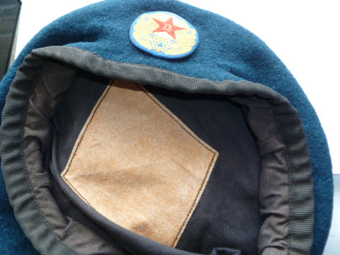 CHINA army beret w/badge