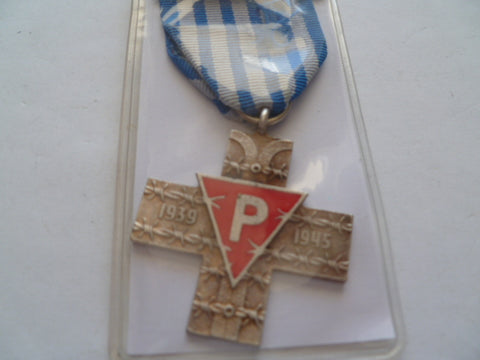 poland auschwitz cross post russia POW etc 1939/45 PRL back