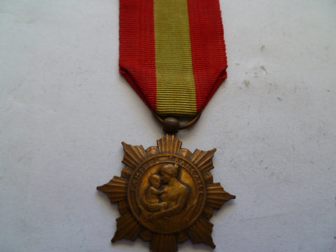 france family honour medal