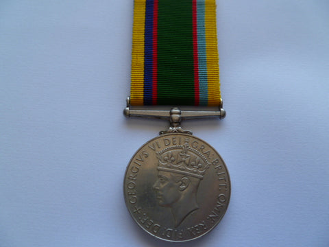 brit/c-wealth cadet forces LSGC medal to a major