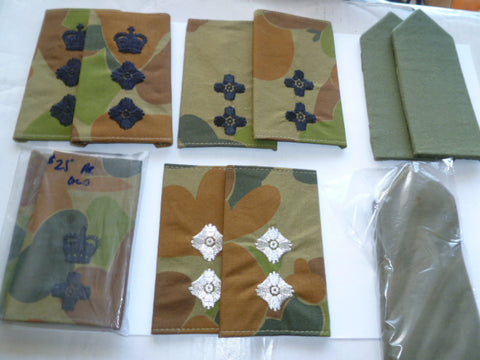 aust army epaulettes camo and green