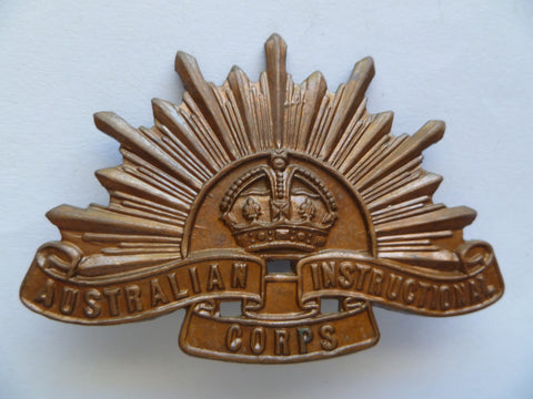 australia army 30-42 instructional corp cap badge ex cond