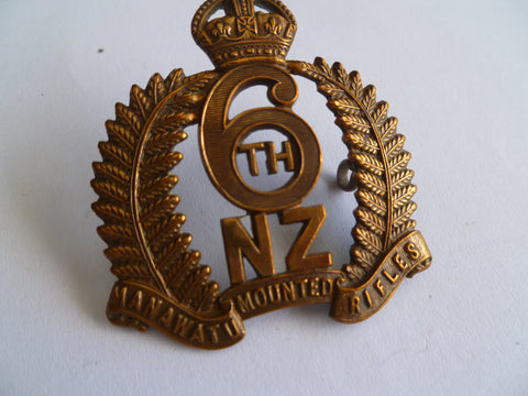 NZ army cap badge 6th manawatu m/rifles