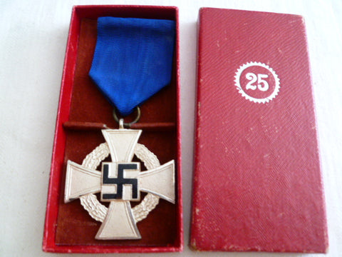 GERMAN FAITHFUL SERVICE CROSS IN SILVER 18 YEARS CASED