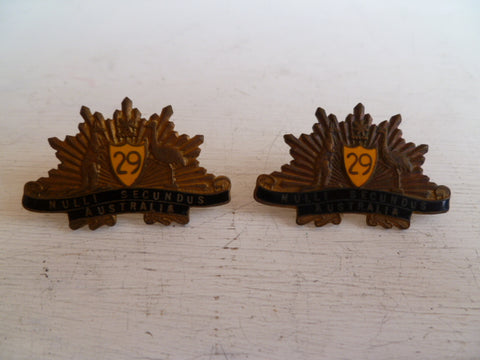 AUSTRALIA 1930/42  29th regt collars pair