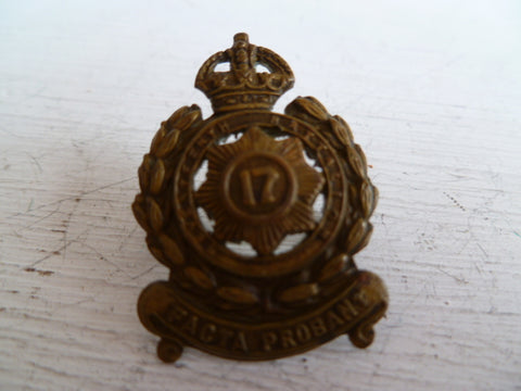 AUSTRALIA 1930/42  17th batt /corps collar 1