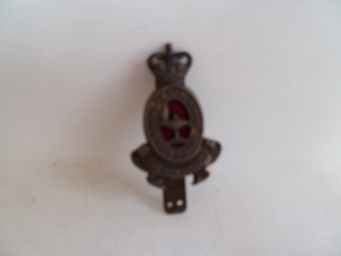 AUSTRALIA 1953/60  nursing corp cap badge lugs & sew down