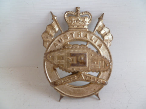 AUSTRALIA 1948/ 53 armoured corp cap badge