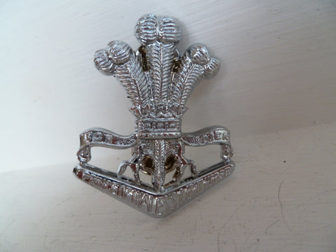 AUSTRALIA 1965 on c/b type POW l/horse regt cap badge w/m