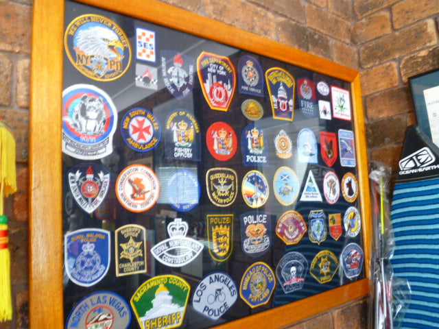 frame of police patches from aust and world nice lot 45 – Militaria Shop