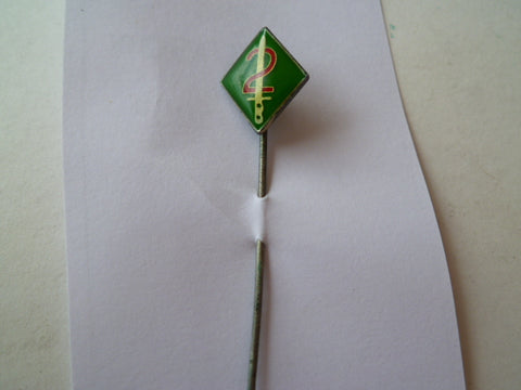 BRITAIN   2 nd on sword  lapel badge