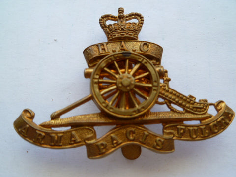 HAC artillery q/c cap badge moving wheel exc