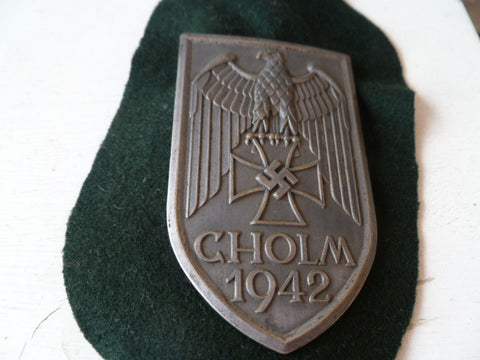 GERMAN WWII cholm sheild army green back