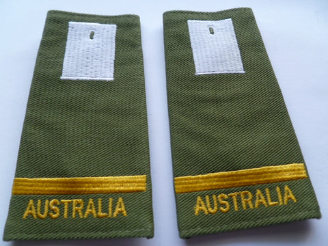 AUSTRALIA RAN off cadet eppaullettes new cond pair
