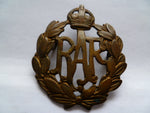 brit ww2 RAF cap badge nice cond 2 lugs