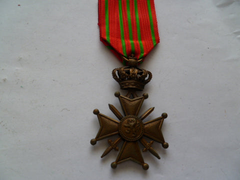 belgium croix de guere with ribbon