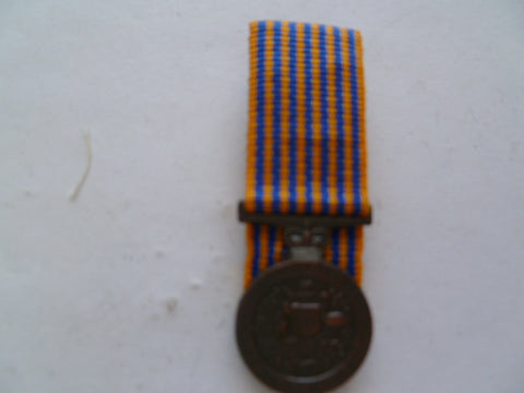 australia  national l/s  mini medal court mounted
