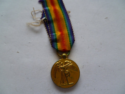 brit  ww1 1914/19 victory medal old contemporary strike