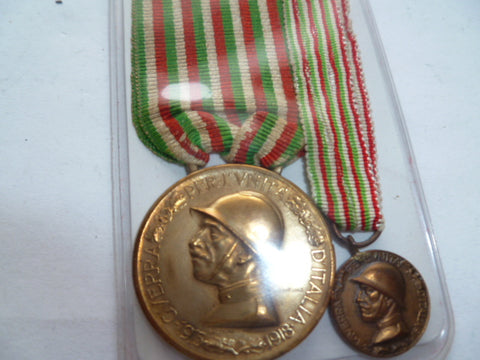 italy ww1 service medal full size and mini original strike