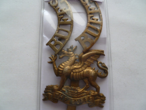 east kent  [buffs]cap badge genuine all brass w/titles