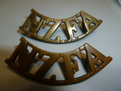 NZ nzfa pair shoulder rockers all lugs good gaunt