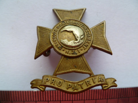 NZ 2nd sth canterbury regt cap badge  m/m gaunt bi metal