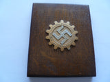 german ww2 sports award on plinth ? 120mm x 100mm