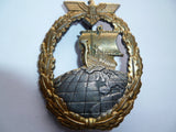 german ww2 kreigsmarine aux cruiser badge in later case