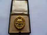 german ww2  GOLD wound badge cased maker 30