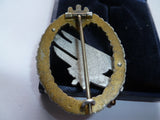 german ww2 army parachute badge lighter weight type exc in later case