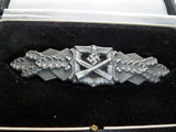 german ww2 close combat clasp in silver m/m peekhaus and FLL