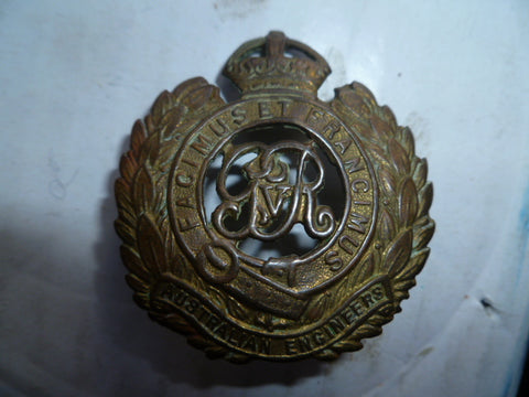 aust army geo 5th engineers brass cap badge 30-42 ex cond